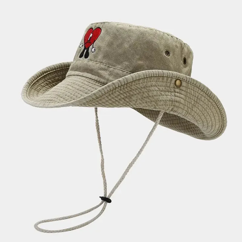 Bob ficelle coeur brodé beige