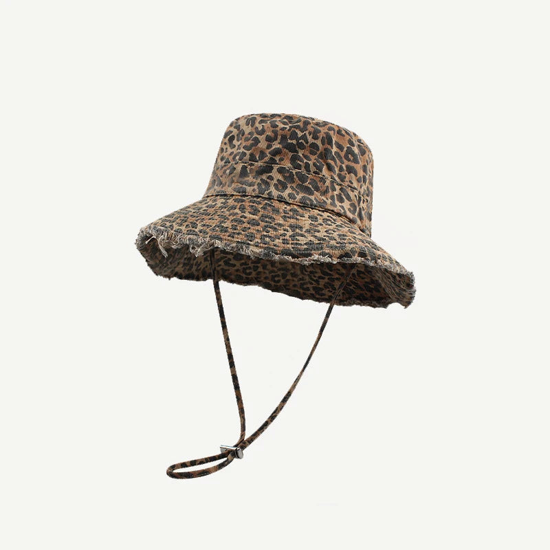 Bob à motif léopard marron clair en coton avec ficelle pour ajuster