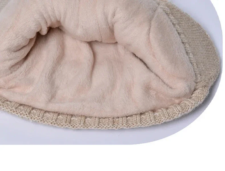 Bonnet avec cache oreille