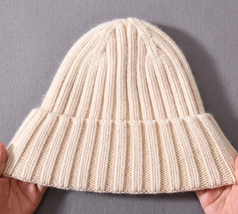 Bonnet en cachemire et intérieur satin