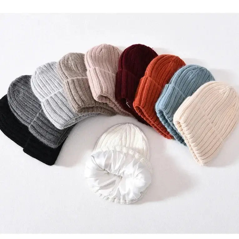 Bonnet en cachemire et intérieur satin