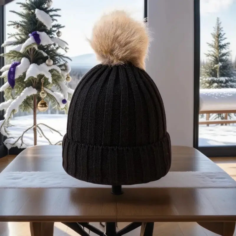 Bonnet pompon femme noir