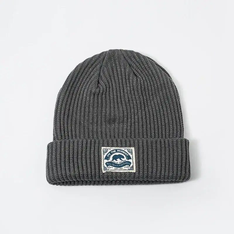 Bonnet tricoté on the moment