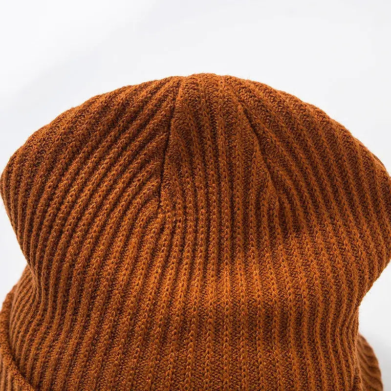 Bonnet tricoté on the moment