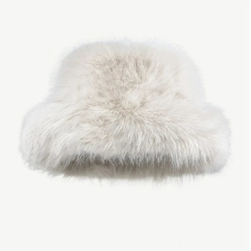 Chapeau chapeau fausse fourrure crème
