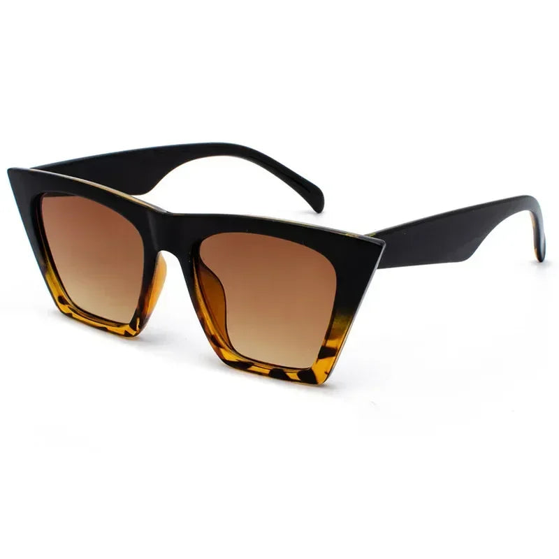 Lunette de soleil cat-eye léopard noir