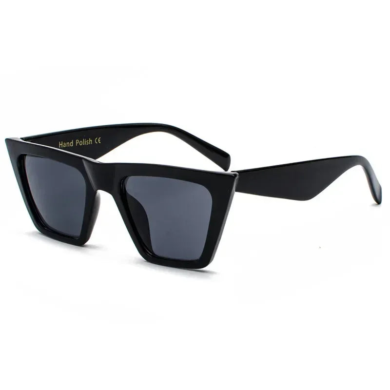 Lunette de soleil cat-eye noir