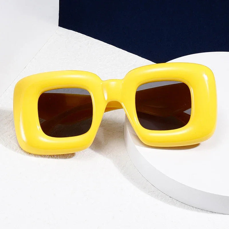 Lunettes de soleil carrées colorées