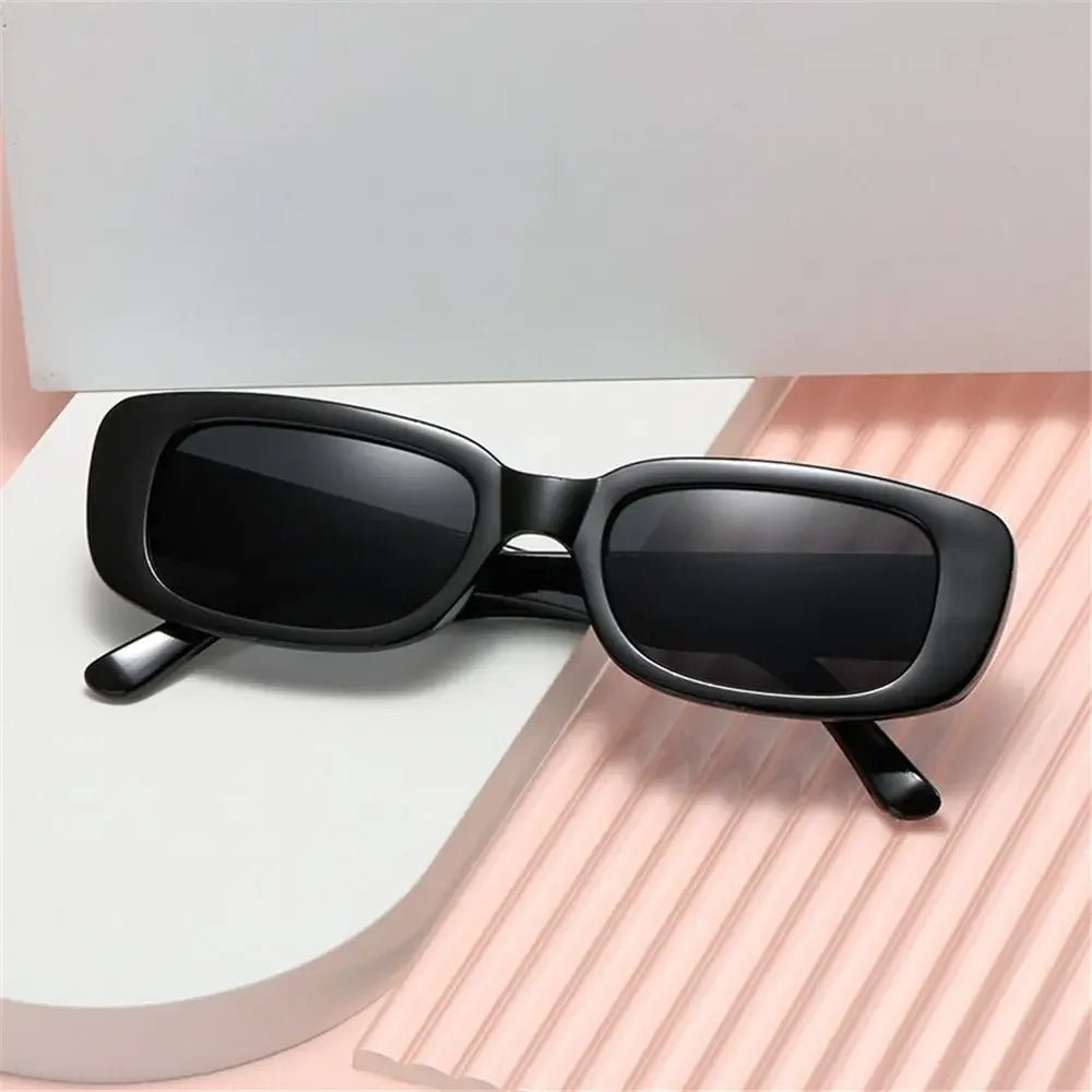 Lunettes de soleil noir