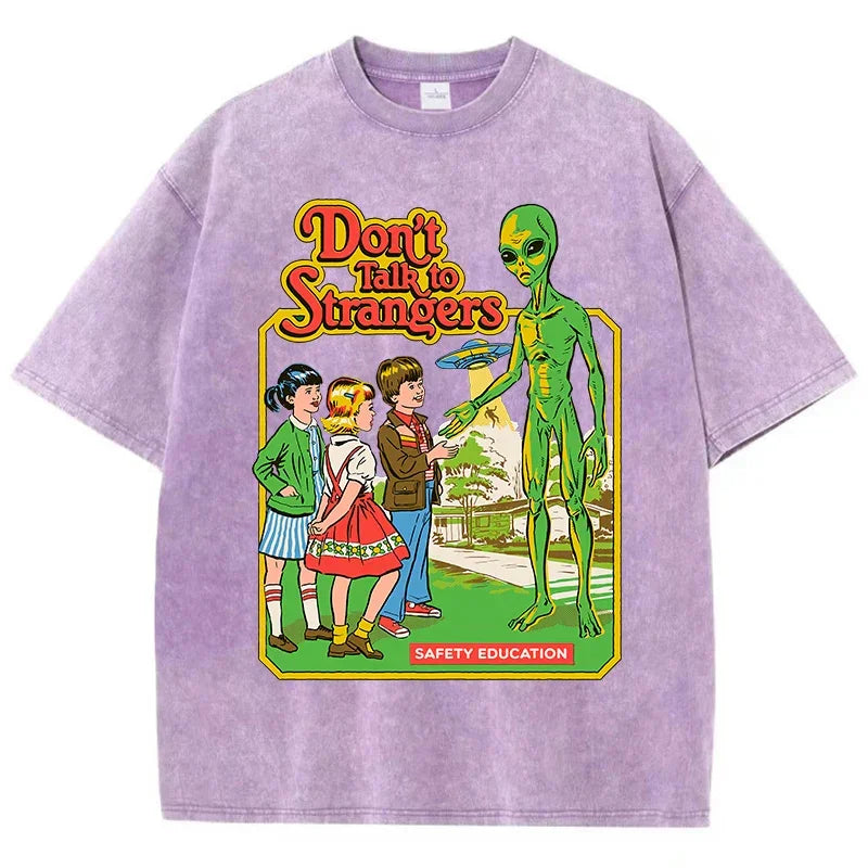 T-shirt don’t talk to strangers violet / xs