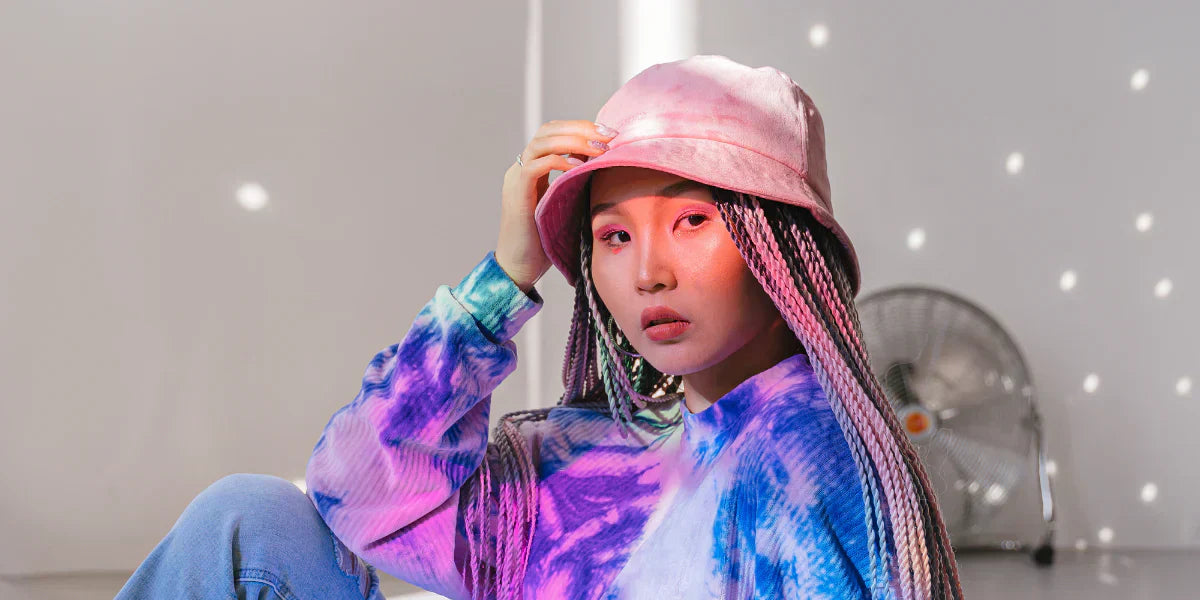 Pourquoi le bob est l'accessoire parfait pour un festival ?