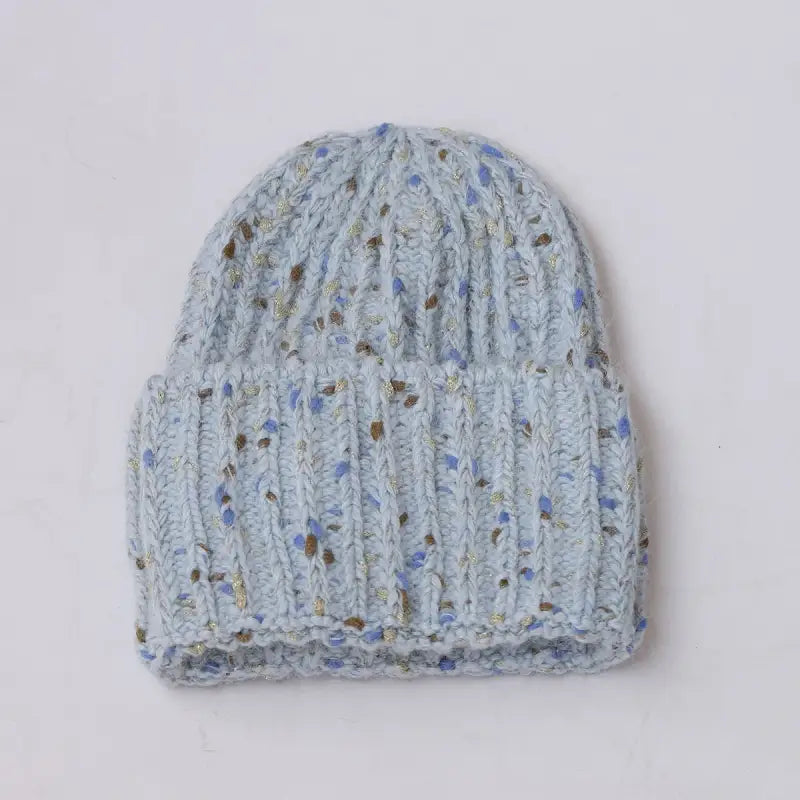 Bonnet au tricot bleu