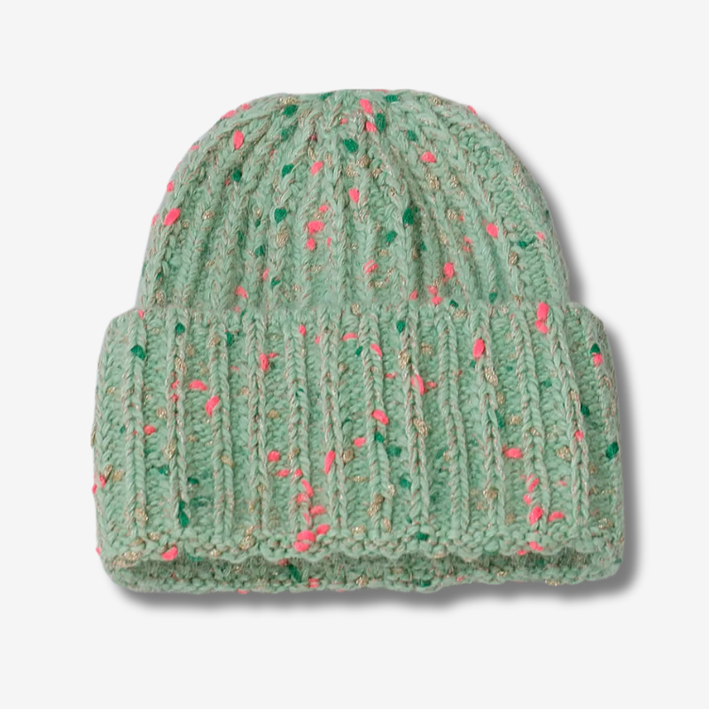 Bonnet au tricot vert