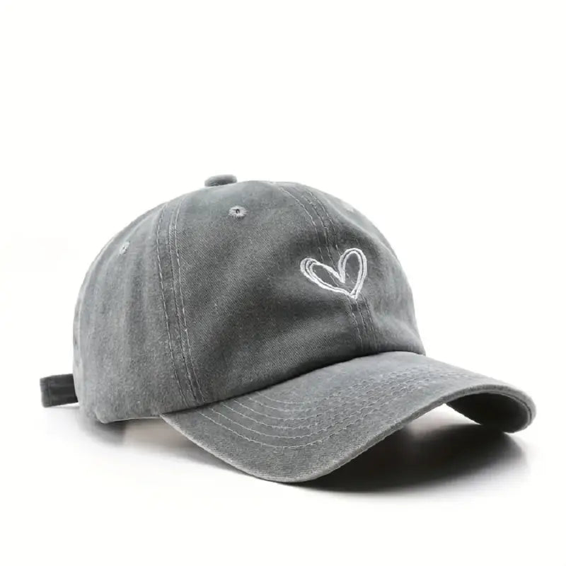 Casquette coeur brodé gris foncé